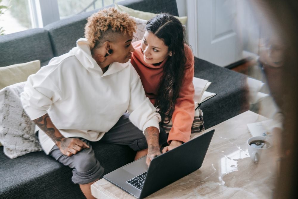 Choosing Between a Sperm Donor and a Known Sperm Provider