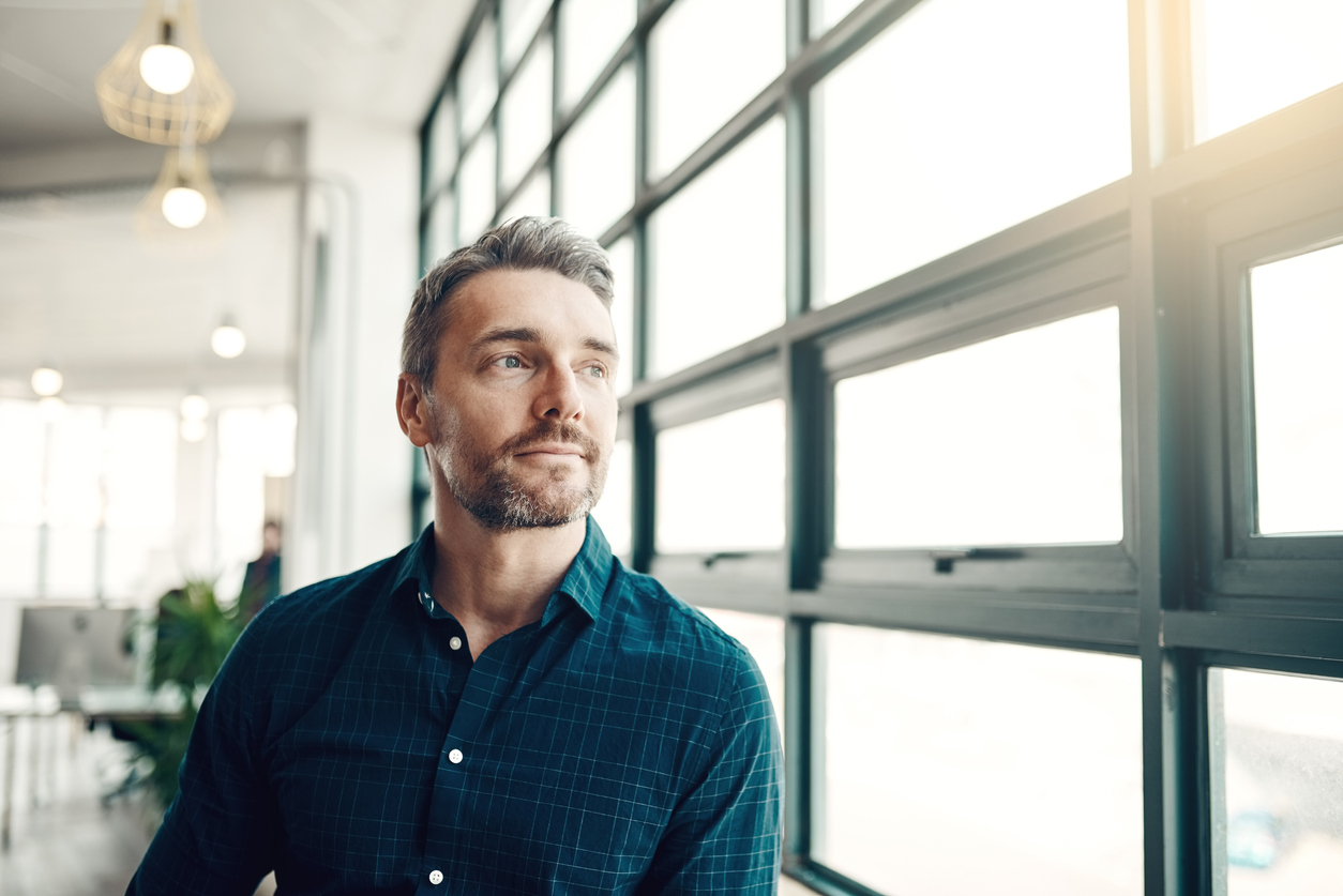 Should You Freeze Your Sperm? 5 Life Moments When It Makes Sense